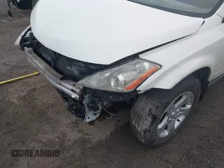 2005 Nissan Murano SL z VIN JN8AZ08W75W439711, wystawiony jako IAAI lot #41876752 z przebiegiem 179 361 mil mil oraz . Historia ofert i sprzedaży dostępna na DreamBid. Obrazek 6.