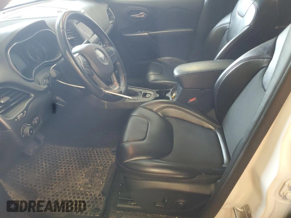 2019 Jeep Cherokee Altitude with VIN 1C4PJMLN8KD386205, listed as a Copart auction lot 54551055 with 98,197 mi miles and Salvage Title. Bid and sale history available at DreamBid. Image 7.