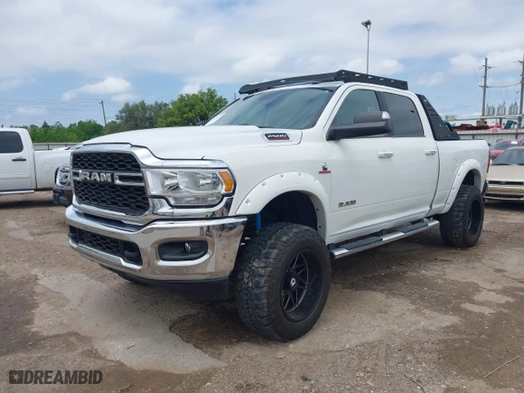 2019 Ram 2500 Big Horn with VIN 3C6UR5DL7KG587151, listed as a IAAI auction lot 42086628 with 137,868 mi miles. Bid and sale history available at carsss.com. Image 19.