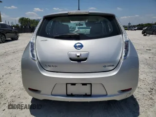 2017 Nissan LEAF SV z VIN 1N4BZ0CP6HC306580, wystawiony jako Copart lot #57180815 z przebiegiem 41 896 mil mil oraz Szkoda całkowita • Salvage title. Historia ofert i sprzedaży dostępna na DreamBid. Obrazek 6.