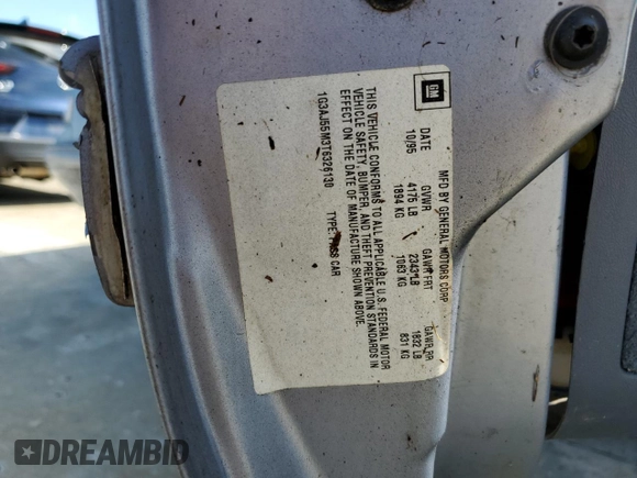 1996 Oldsmobile Cutlass Ciera 1SA VX5 z VIN 1G3AJ55M3T6326130, wystawiony jako Copart lot #73877264 z przebiegiem 74 073 mil mil oraz Szkody całkowita. Historia ofert i sprzedaży dostępna na DreamBid. Obrazek 13.