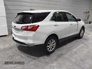 2020 Chevrolet Equinox LT with VIN 2GNAXUEV0L6128219, listed as a IAAI auction lot 41205372 with 106,611 mi miles. Bid and sale history available at carsss.com. Image 4.