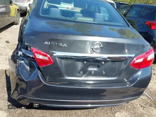 2016 Nissan Altima S with VIN 1N4AL3AP4GN374381, listed as a IAAI auction lot 41984104 with 160,188 mi miles and . Bid and sale history available at carsss.com. Image 16.