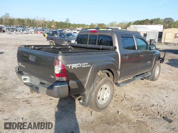 2014 Toyota Tacoma with VIN 3TMLU4EN3EM163162, listed as a IAAI auction lot 41930392 with 167,368 mi miles and . Bid and sale history available at DreamBid. Image 4.