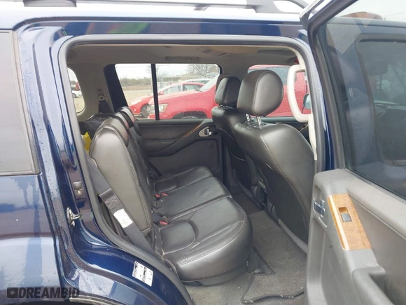 2007 Nissan Pathfinder S with VIN 5N1AR18U77C638404, listed as a IAAI auction lot 41560067 with 225,996 mi miles. Bid and sale history available at carsss.com. Image 8.