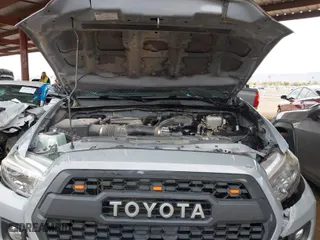 2019 Toyota Tacoma 4WD SR with VIN 3TMCZ5ANXKM225066, listed as a IAAI auction lot 41825265 with 75,908 mi miles. Bid and sale history available at carsss.com. Image 10.