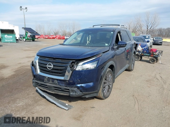 2022 Nissan Pathfinder SL z VIN 5N1DR3CD1NC219638, wystawiony jako IAAI lot #41691060 z przebiegiem 38 365 mil mil oraz . Historia ofert i sprzedaży dostępna na DreamBid. Obrazek 2.