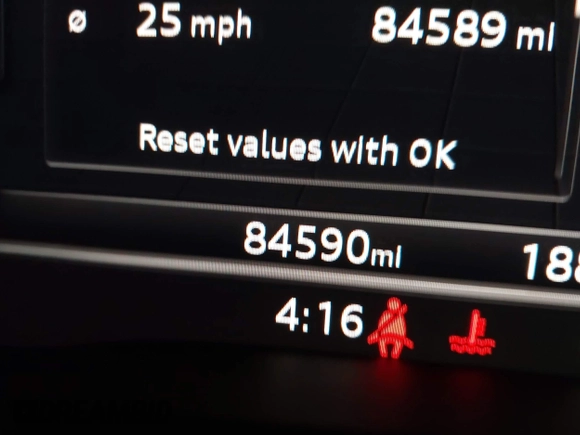 2018 Audi SQ5 Premium Plus with VIN WA1A4AFY2J2085029, listed as a IAAI auction lot 41015161 with 84,590 mi miles and . Bid and sale history available at DreamBid. Image 15.