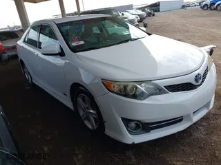 2014 Toyota Camry Hybrid LE with VIN 4T1BD1FK6EU132834, listed as a IAAI auction lot 41927444 with 93,739 mi miles. Bid and sale history available at carsss.com. Image 1.