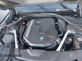 2022 BMW 7 Series 740i with VIN WBA7T2C05NCH26018, listed as a IAAI auction lot 41263804 with 33,867 mi miles. Bid and sale history available at carsss.com. Image 10.