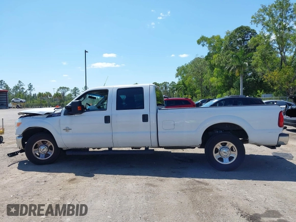 2011 Ford Super Duty F-250 SRW XL with VIN 1FT7W2AT7BED04109, listed as a IAAI auction lot 42057964 with 263,060 mi miles. Bid and sale history available at carsss.com. Image 14.