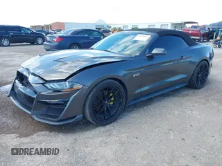 2018 Ford Mustang EcoBoost Premium z VIN 1FATP8UHXJ5115514, wystawiony jako IAAI lot #42438516 z przebiegiem 96 304 mil mil oraz . Historia ofert i sprzedaży dostępna na DreamBid. Obrazek 17.