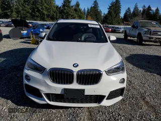2017 BMW X1 xDrive28i with VIN WBXHT3C34H5F70315, listed as a Copart auction lot 40435943 with 0 mi miles. Bid and sale history available at carsss.com. Image 5.