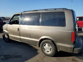 1999 GMC Safari with VIN 1GKEL19W9XB530660, listed as a Copart auction lot 79109684 with 161,240 mi miles and Salvage Title. Bid and sale history available at carsss.com. Image 2.