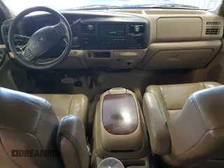 2005 Ford Excursion Limited with VIN 1FMNU43S55EC42397, listed as a Copart auction lot 57301215 with 182,860 mi miles and Non repairable. Bid and sale history available at DreamBid. Image 8.