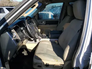 2015 Ford Expedition XLT with VIN 1FMJU1JTXFEF40907, listed as a Copart auction lot 44520755 with Not provided miles and Salvage title. Bid and sale history available at DreamBid. Image 7.