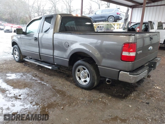 2006 Ford F-150 XL with VIN 1FTPX12V16FB81639, listed as a IAAI auction lot 41568970 with 273,852 mi miles. Bid and sale history available at carsss.com. Image 3.