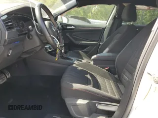 2021 Volkswagen Jetta GLI S z VIN 3VW6T7BU7MM021776, wystawiony jako Copart lot #55020415 z przebiegiem 61 456 mil mil oraz Nie do naprawy. Historia ofert i sprzedaży dostępna na DreamBid. Obrazek 7.