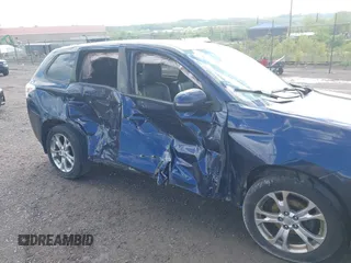 2014 Mitsubishi Outlander SE z VIN JA4AZ3A36EZ006533, wystawiony jako IAAI lot #42178162 z przebiegiem 160 851 mil mil oraz . Historia ofert i sprzedaży dostępna na DreamBid. Obrazek 6.