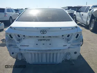 2015 Toyota Camry XLE with VIN 4T1BF1FK2FU001539, listed as a IAAI auction lot 41958674 with 163,758 mi miles and . Bid and sale history available at DreamBid. Image 16.