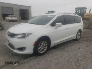 2020 Chrysler Pacifica Touring L with VIN 2C4RC1BG5LR131028, listed as a Copart auction lot 56505555 with 102,972 mi miles and Salvage title. Bid and sale history available at DreamBid. Image 1.