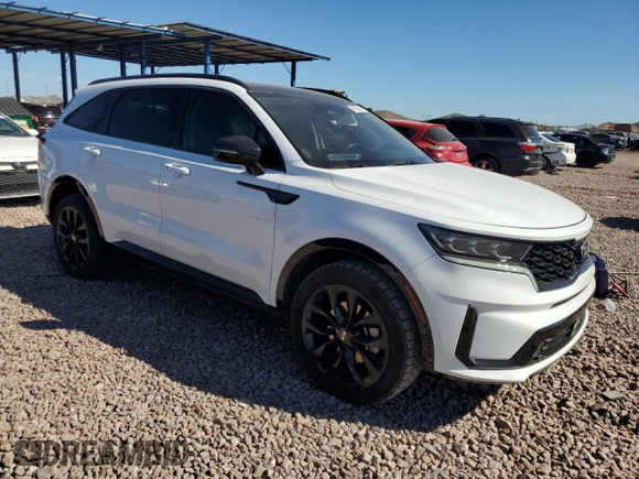 2021 Kia Sorento SX Prestige X-Line with VIN 5XYRKDLF2MG016354, listed as a Copart auction lot 77501394 with 95,352 mi miles and Salvage Title. Bid and sale history available at carsss.com. Image 4.