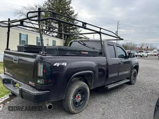 2009 GMC Sierra 1500 SLE with VIN 2GTEK290891119883, listed as a IAAI auction lot 41918190 with 189,713 mi miles. Bid and sale history available at carsss.com. Image 4.