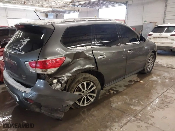 2015 Nissan Pathfinder S with VIN 5N1AR2MM9FC708365, listed as a IAAI auction lot 41240507 with 83,434 mi miles. Bid and sale history available at carsss.com. Image 4.