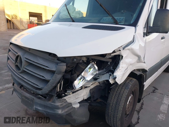 2021 Mercedes-Benz Sprinter Cargo with VIN W1Y4EBHY9MT057970, listed as a IAAI auction lot 38416320 with 32,055 mi miles and . Bid and sale history available at carsss.com. Image 6.