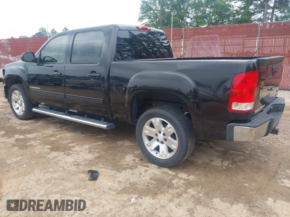2008 GMC Sierra 1500 SLE1 z VIN 2GTEC13J981336446, wystawiony jako IAAI lot #42260022 z przebiegiem 179 852 mil mil oraz . Historia ofert i sprzedaży dostępna na DreamBid. Obrazek 3.