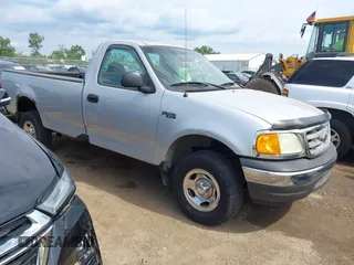 2004 Ford F-150 XL with VIN 2FTRF18204CA84580, listed as a IAAI auction lot 42552342 with 181,651 mi miles and . Bid and sale history available at DreamBid. Image 1.