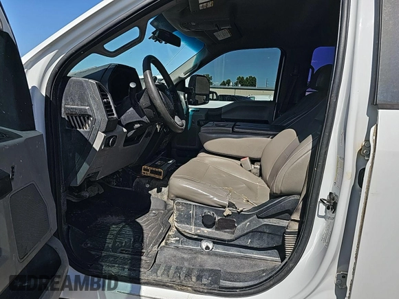 2017 Ford F-250 Lariat with VIN 1FT7W2BT0HEE20744, listed as a IAAI auction lot 42727056 with 241,781 mi miles and . Bid and sale history available at DreamBid. Image 2.