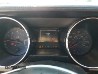 2015 Ford Mustang EcoBoost Premium with VIN 1FATP8UH0F5409589, listed as a Copart auction lot 63859335 with 124,973 mi miles and Salvage title. Bid and sale history available at DreamBid. Image 9.