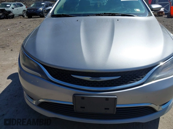 2015 Chrysler 200 Limited with VIN 1C3CCCAB7FN728548, listed as a IAAI auction lot 42069446 with 154,802 mi miles. Bid and sale history available at carsss.com. Image 12.
