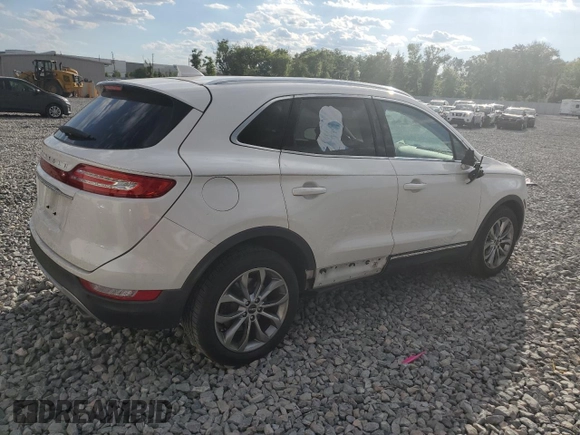 2019 Lincoln MKC Select with VIN 5LMCJ2C99KUL18946, listed as a Copart auction lot 50783465 with 82,882 mi miles and Salvage Title. Bid and sale history available at carsss.com. Image 3.