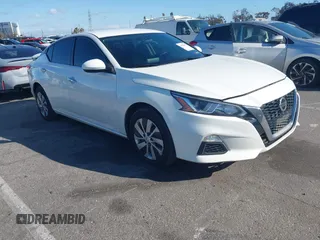 2020 Nissan Altima 2.5 S with VIN 1N4BL4BV4LC212960, listed as a IAAI auction lot 41785081 with 122,494 mi miles. Bid and sale history available at carsss.com. Image 1.