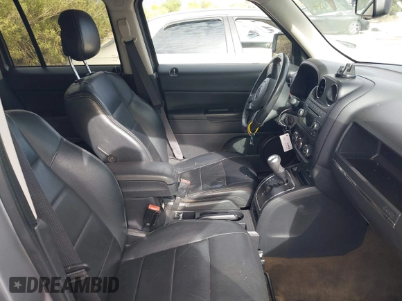 2016 Jeep Patriot High Altitude with VIN 1C4NJRFB8GD595327, listed as a IAAI auction lot 42061901 with 78,981 mi miles and . Bid and sale history available at DreamBid. Image 5.