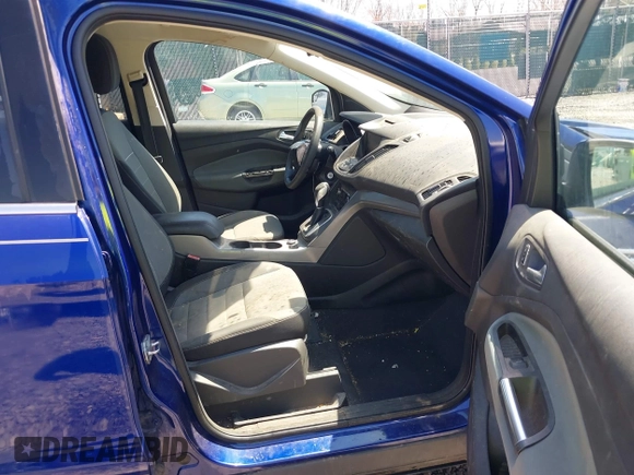 2013 Ford Escape SE with VIN 1FMCU0G95DUA74126, listed as a IAAI auction lot 42044641 with 132,330 mi miles and . Bid and sale history available at DreamBid. Image 5.