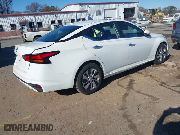 2020 Nissan Altima 2.5 S with VIN 1N4BL4BV1LC151115, listed as a IAAI auction lot 41231907 with 53,729 mi miles and . Bid and sale history available at carsss.com. Image 4.