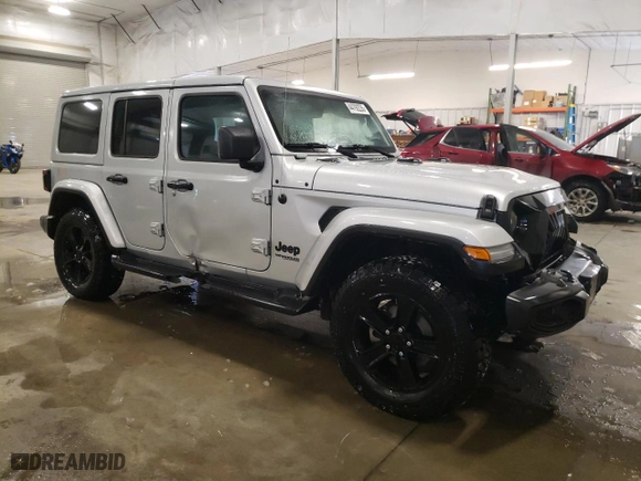 2022 Jeep Wrangler Unlimited Sahara with VIN 1C4HJXEG4NW246794, listed as a Copart auction lot 44792235 with 62,847 mi miles and Salvage Title. Bid and sale history available at carsss.com. Image 4.