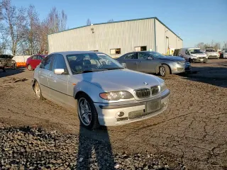 2004 BMW 3 Series 330i with VIN WBAEV53464KM36409, listed as a Copart auction lot 89025775 with 208,680 mi miles and Salvage Title. Bid and sale history available at carsss.com. Image 10.