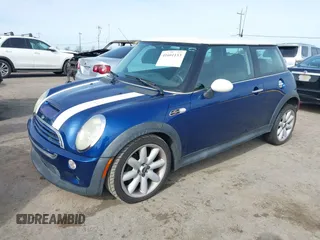 2003 MINI Hardtop S z VIN WMWRE33433TD72153, wystawiony jako IAAI lot #41601153 z przebiegiem 185 286 mil mil oraz . Historia ofert i sprzedaży dostępna na DreamBid. Obrazek 17.