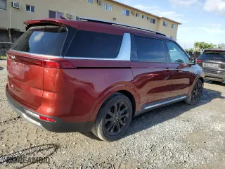 2022 Kia Carnival SX with VIN KNDNE5H38N6067291, listed as a Copart auction lot 69757104 with 84,268 mi miles and Salvage Title. Bid and sale history available at carsss.com. Image 3.