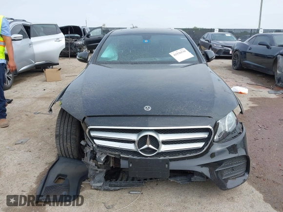 2019 Mercedes-Benz E 300 с VIN WDDZF4JB9KA547672, выставлен на аукционе IAAI как лот 41936530 с пробегом 67 332 миль миль и . История ставок и продаж доступна на DreamBid. Изображение 12.