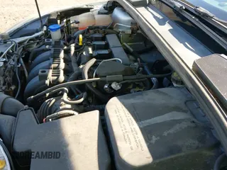 2014 Ford Focus Titanium z VIN 1FADP3N21EL383449, wystawiony jako IAAI lot #43511972 z przebiegiem 127 277 mil mil oraz . Historia ofert i sprzedaży dostępna na DreamBid. Obrazek 13.