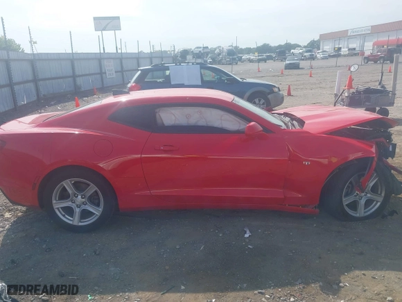 2022 Chevrolet Camaro 1LT with VIN 1G1FB1RX7N0107315, listed as a IAAI auction lot 40176789 with 1 mi miles. Bid and sale history available at carsss.com. Image 13.
