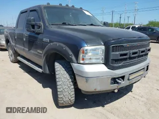 2006 Ford Super Duty F-250 XL with VIN 1FTSW21P36EB60142, listed as a IAAI auction lot 42028216 with 319,602 mi miles. Bid and sale history available at carsss.com. Image 1.