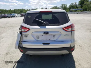 2016 Ford Escape SE with VIN 1FMCU0GX8GUA25831, listed as a Copart auction lot 56143475 with 159,022 mi miles and Clean Title. Bid and sale history available at carsss.com. Image 6.
