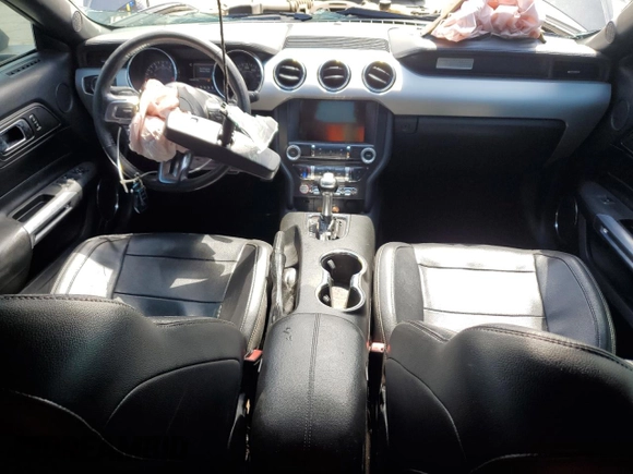 2016 Ford Mustang EcoBoost Premium с VIN 1FATP8UH6G5304606, выставлен на аукционе Copart как лот 61014245 с пробегом 115 767 миль миль и Списание • Salvage title. История ставок и продаж доступна на DreamBid. Изображение 8.