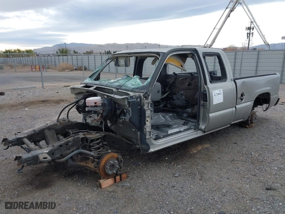 2003 Chevrolet Silverado 1500 LS with VIN 2GCEC19V931265509, listed as a IAAI auction lot 41728602 with 1 mi miles. Bid and sale history available at carsss.com. Image 2.